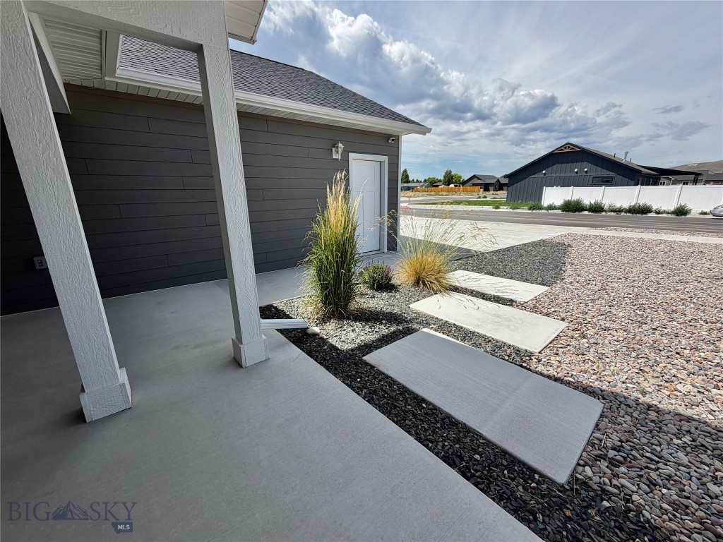 88 Thomas Way Property Photo 7