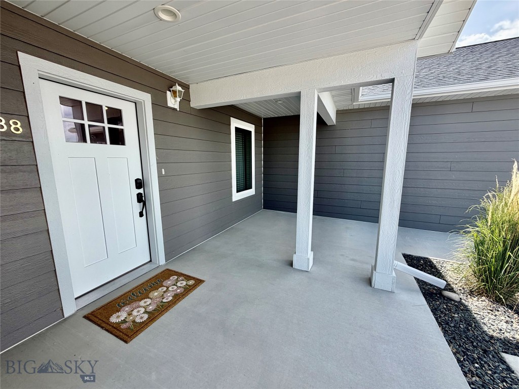 88 Thomas Way Property Photo 9