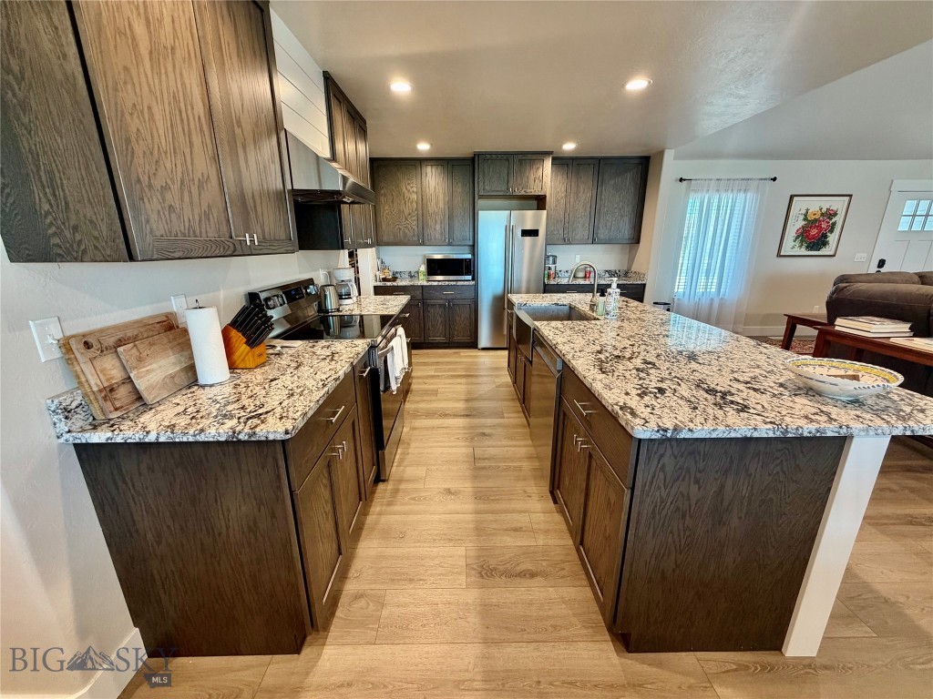 88 Thomas Way Property Photo 16