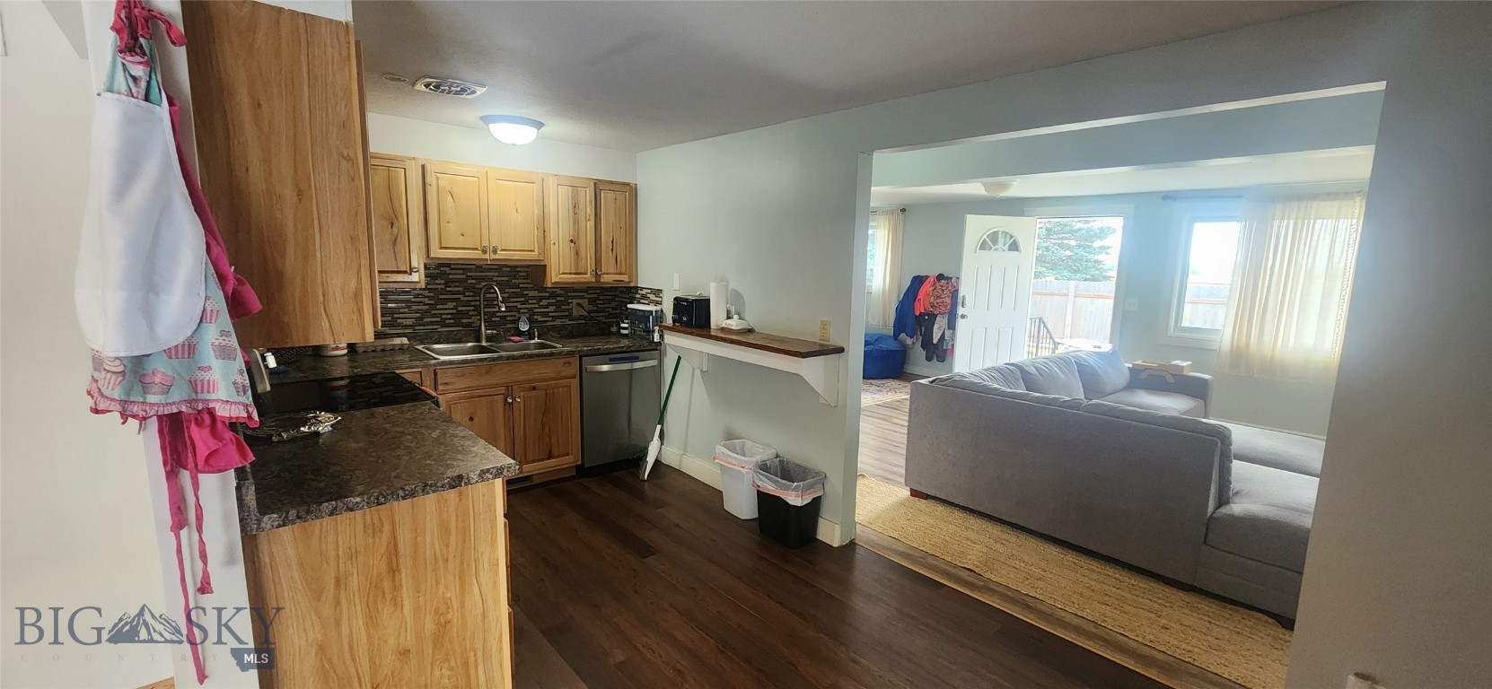 95 Mt Highway 2 E Property Photo 6