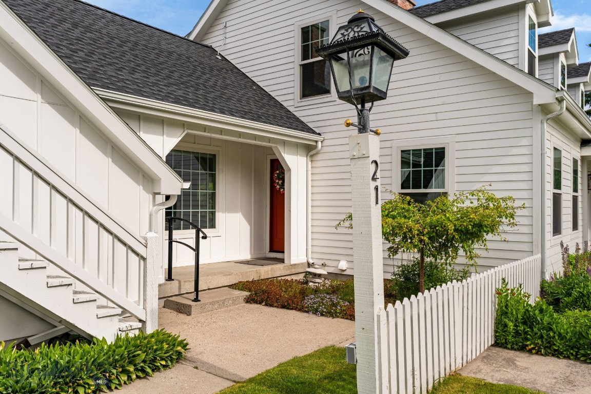 21 Hitching Post Road Property Photo 10