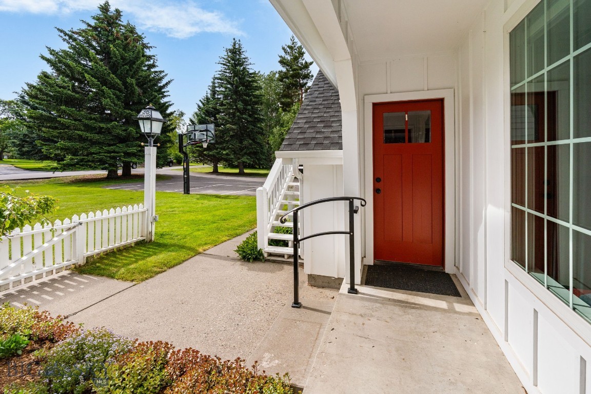 21 Hitching Post Road Property Photo 11
