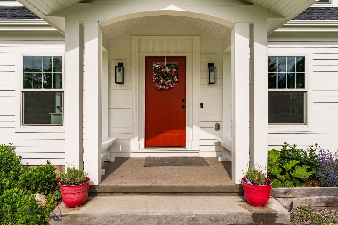 21 Hitching Post Road Property Photo 19
