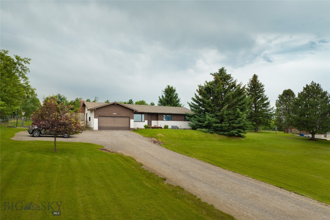 4913 Itana Circle Property Photo 6
