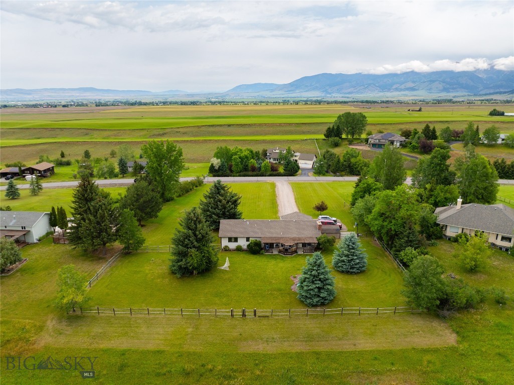 4913 Itana Circle Property Photo 18
