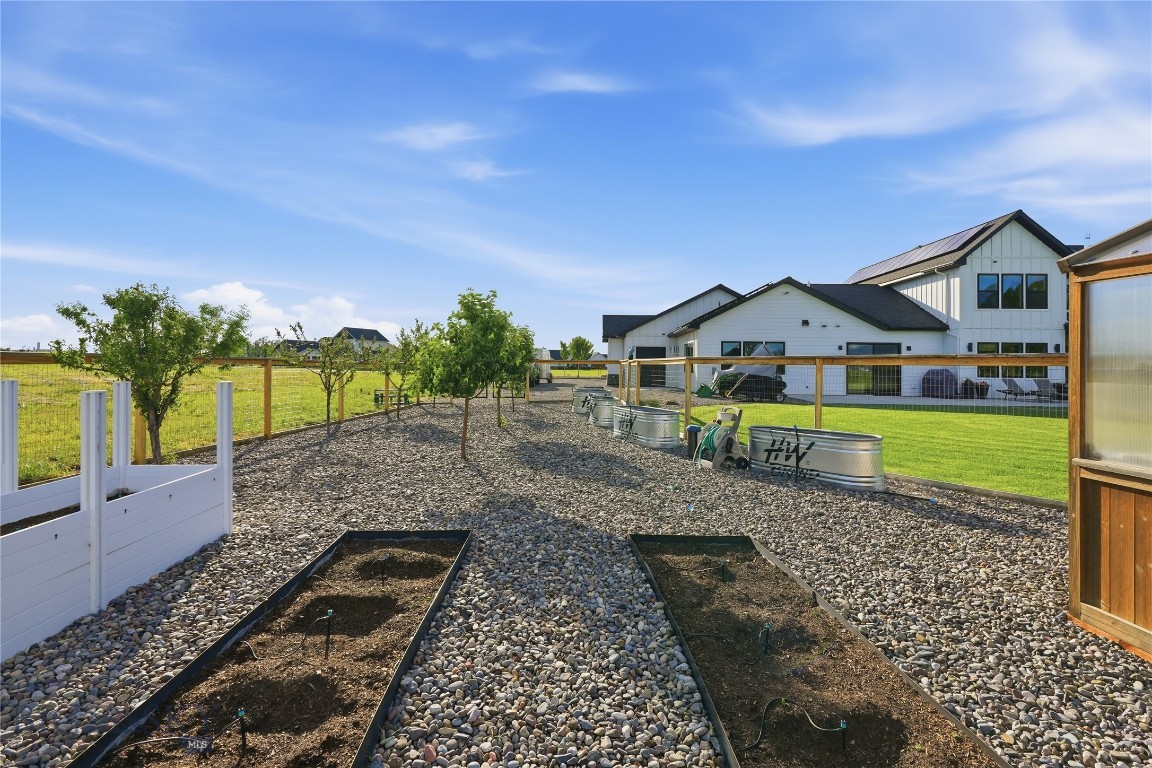 284 Riparian Way Property Photo 15