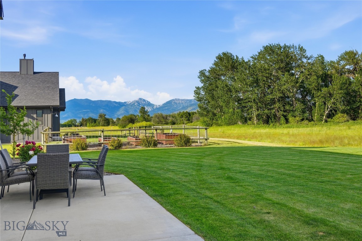 284 Riparian Way Property Photo 17