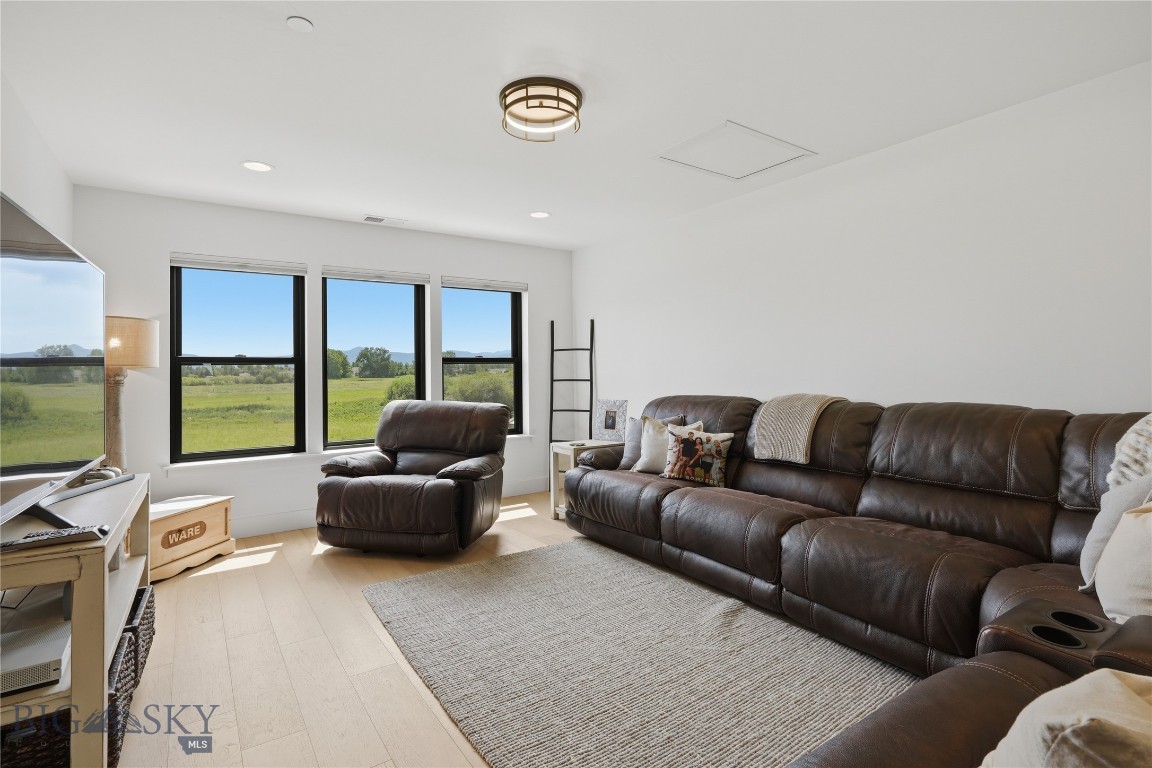 284 Riparian Way Property Photo 76