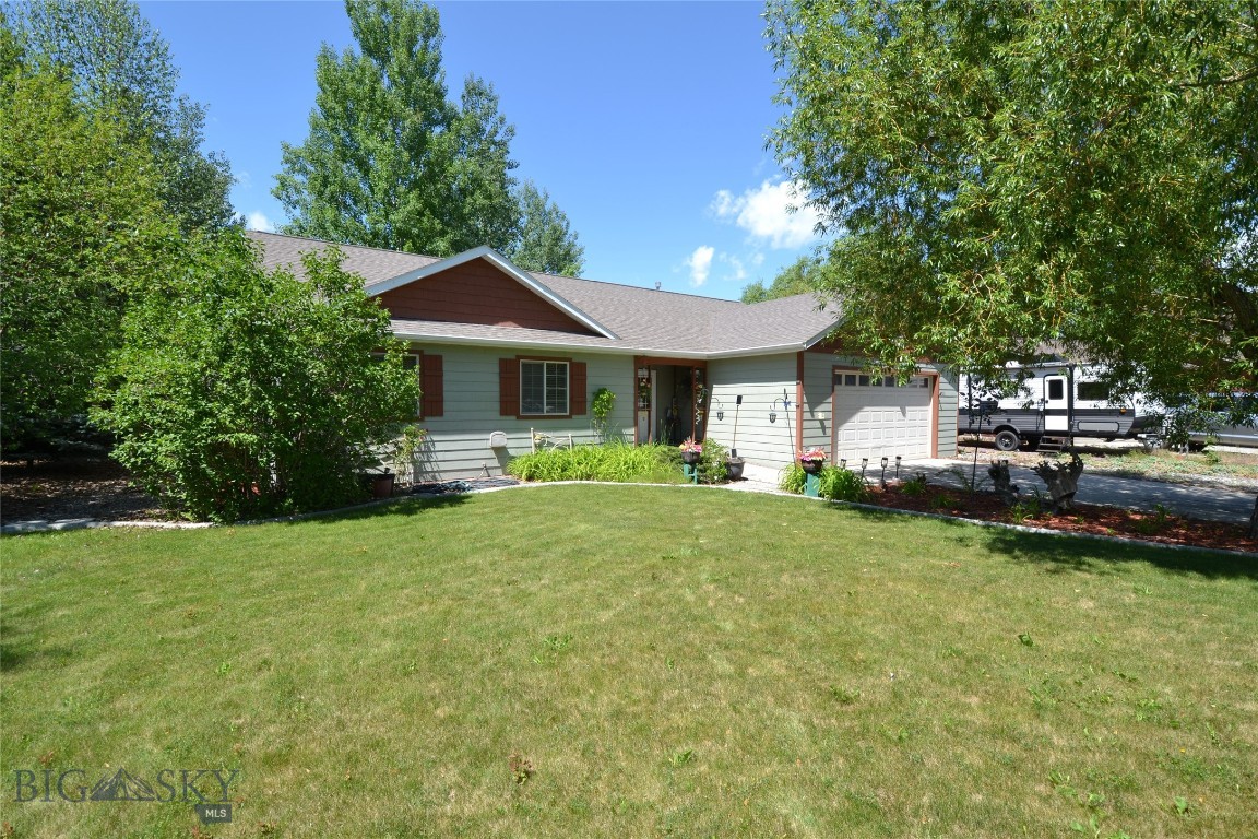 903 Kermit Court Property Photo 3