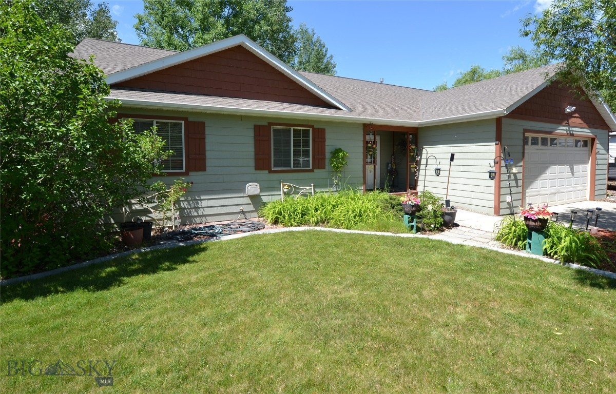 903 Kermit Court Property Photo 6