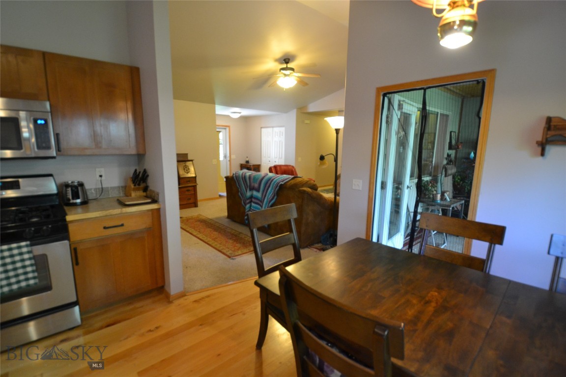 903 Kermit Court Property Photo 19