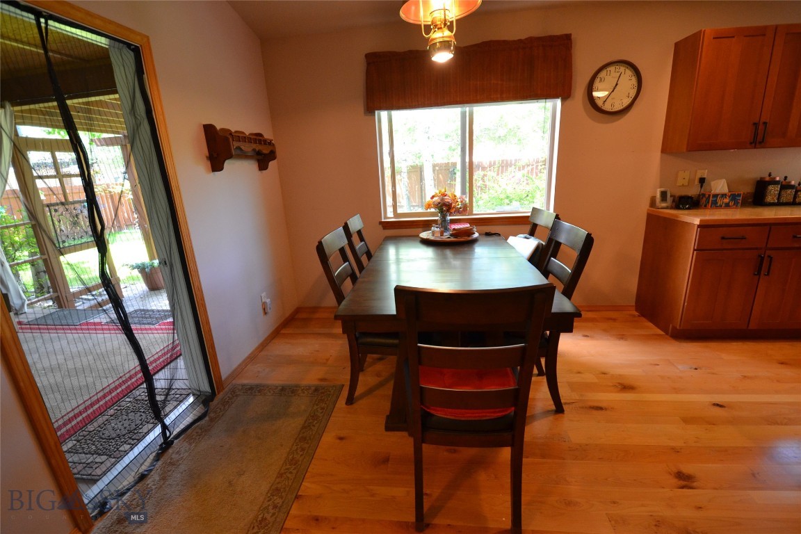 903 Kermit Court Property Photo 20
