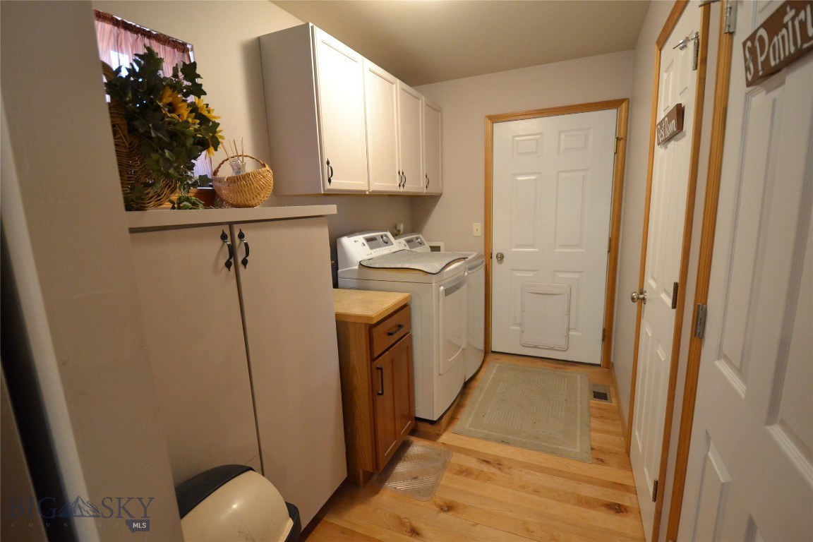 903 Kermit Court Property Photo 22