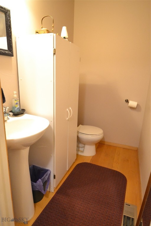 903 Kermit Court Property Photo 23