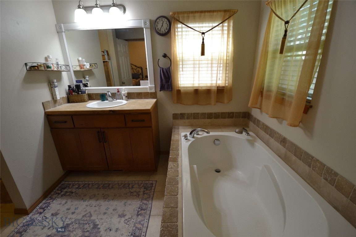 903 Kermit Court Property Photo 33