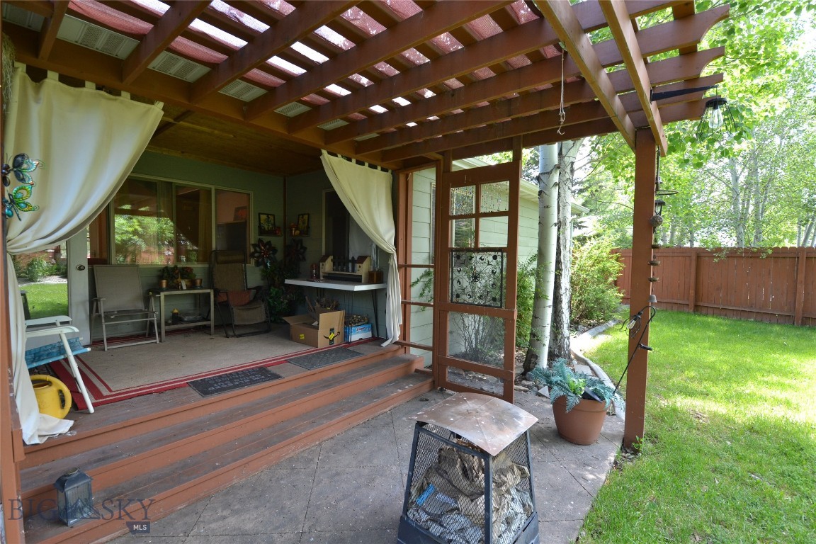 903 Kermit Court Property Photo 37
