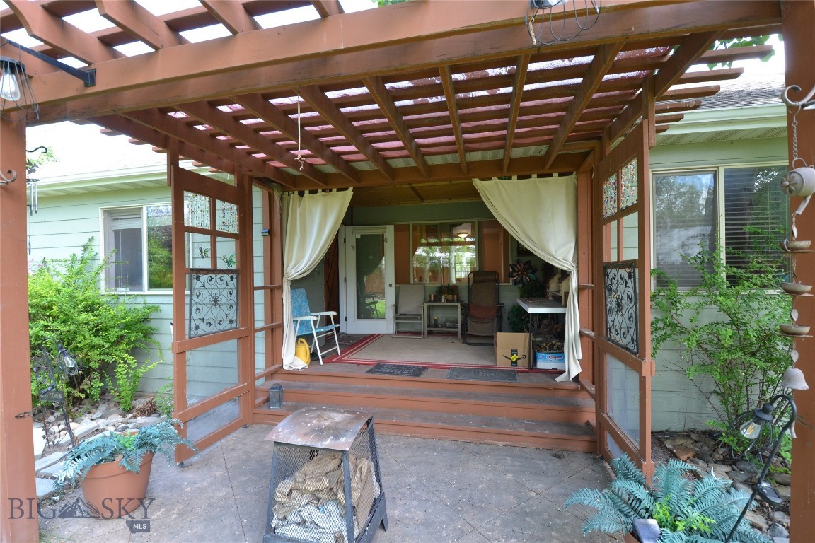 903 Kermit Court Property Photo 37