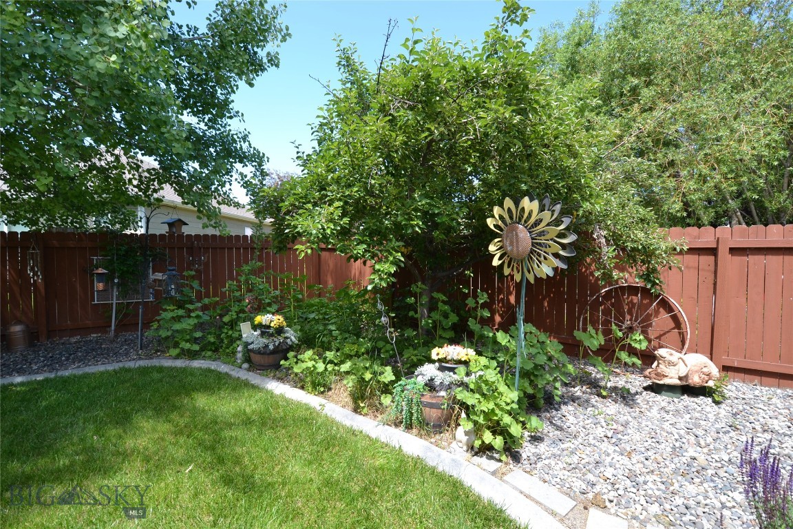 903 Kermit Court Property Photo 40