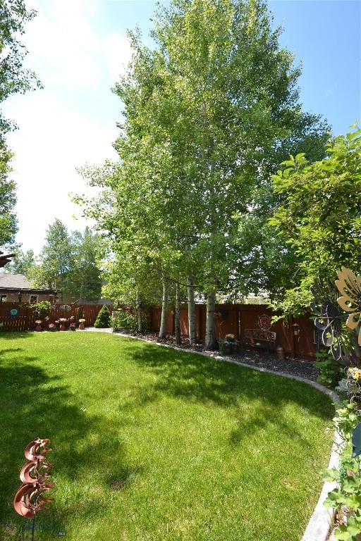 903 Kermit Court Property Photo 43