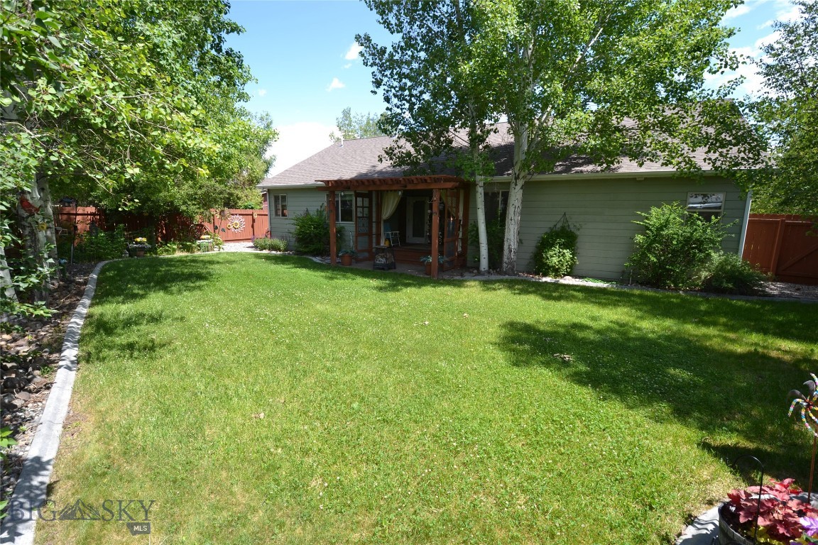 903 Kermit Court Property Photo 45