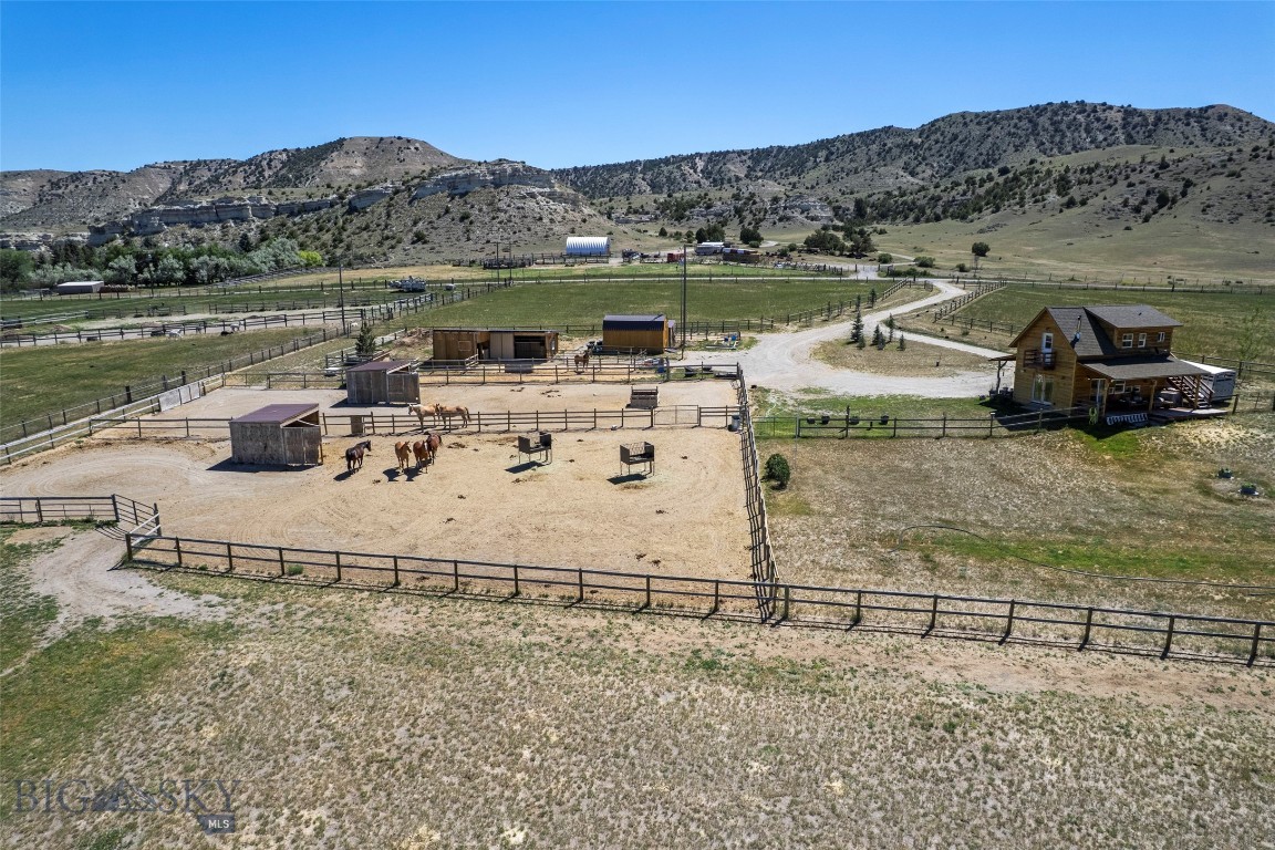 4625 Buffalo Jump Property Photo 3