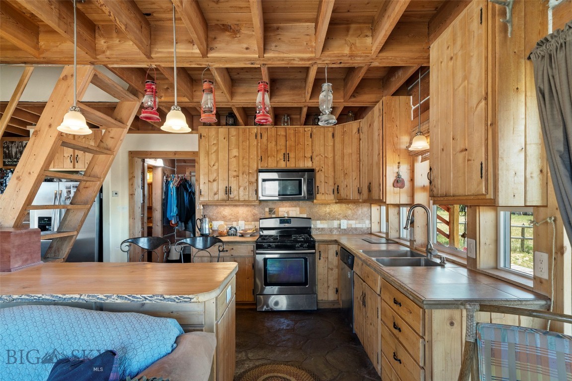 4625 Buffalo Jump Property Photo 20