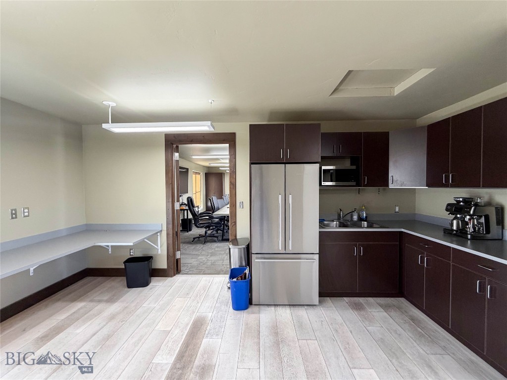4498 Jackrabbit Lane Bldg 2 Property Photo 12