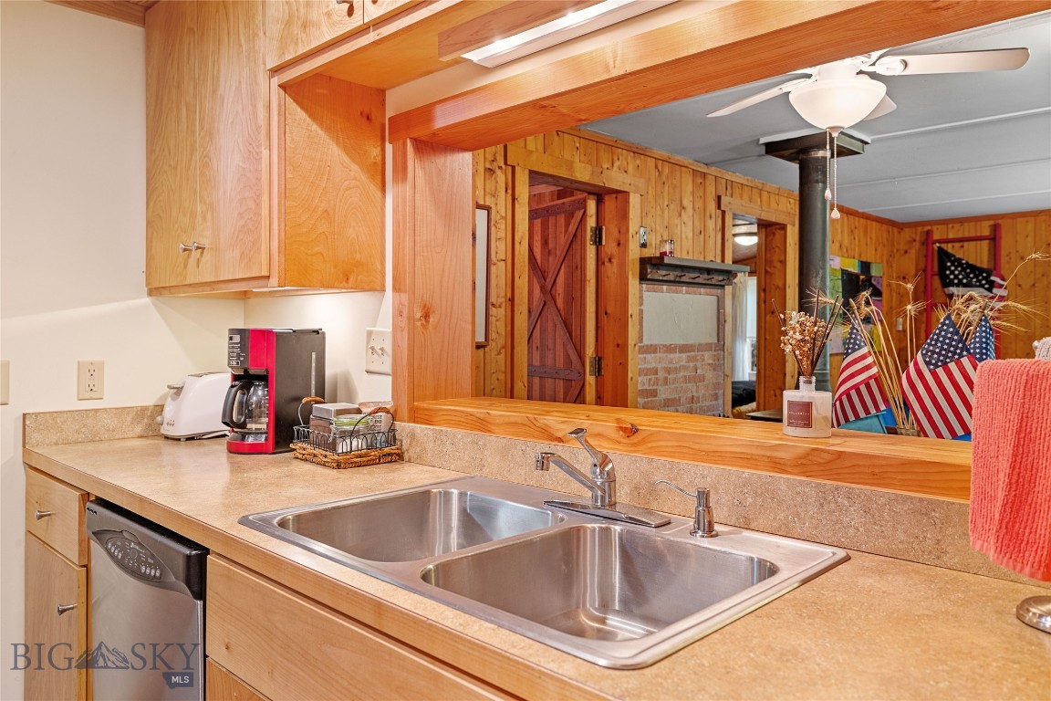 63921 Gallatin Road Property Photo 6