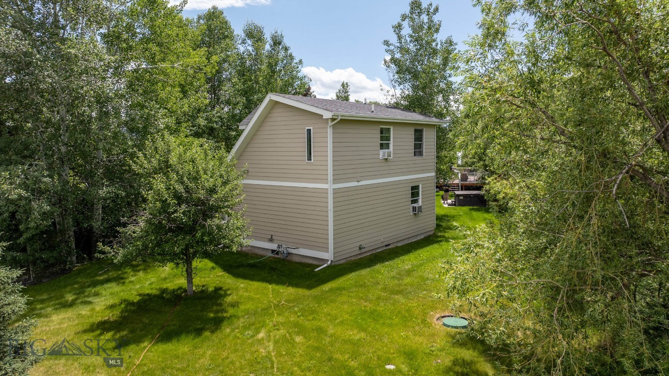 545 Mary Road Property Photo 9