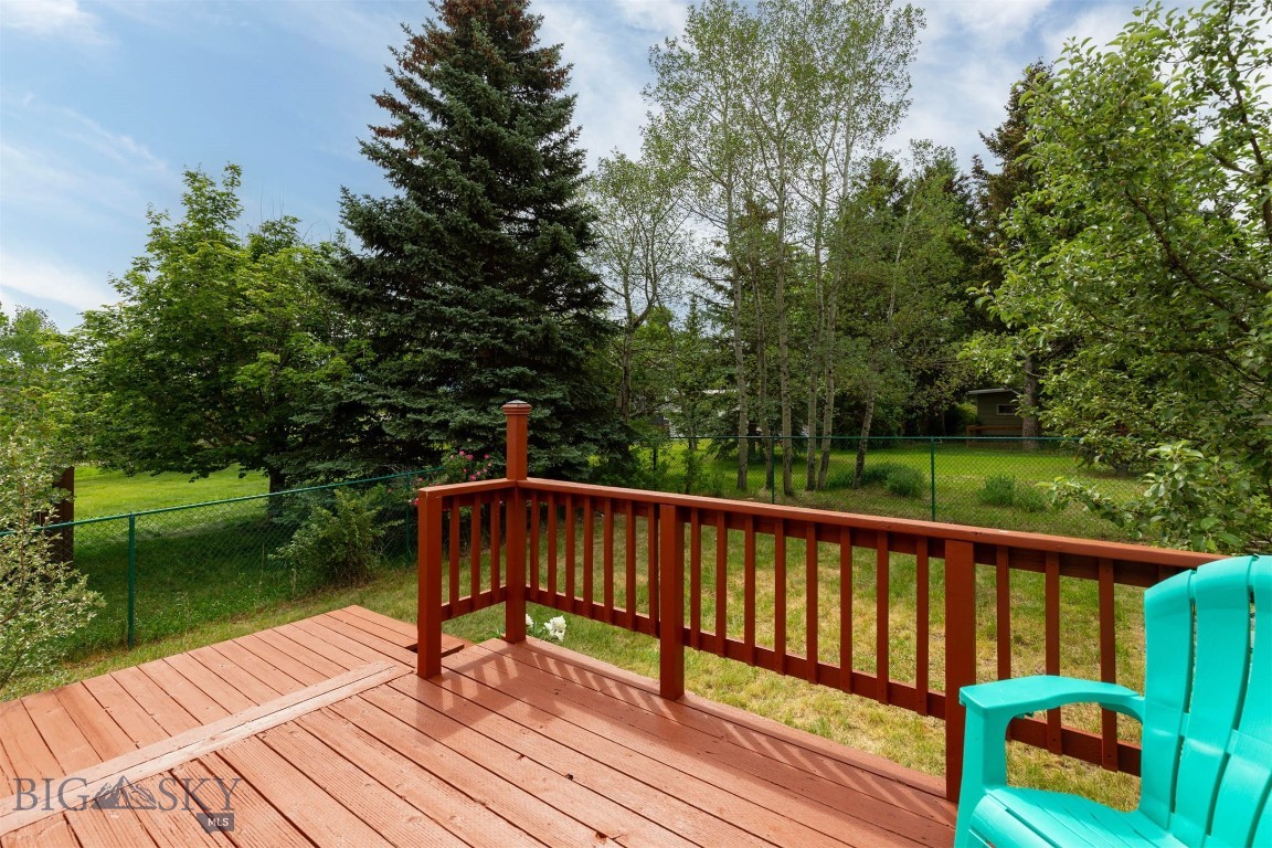 1206 S Pinecrest Drive Property Photo 30