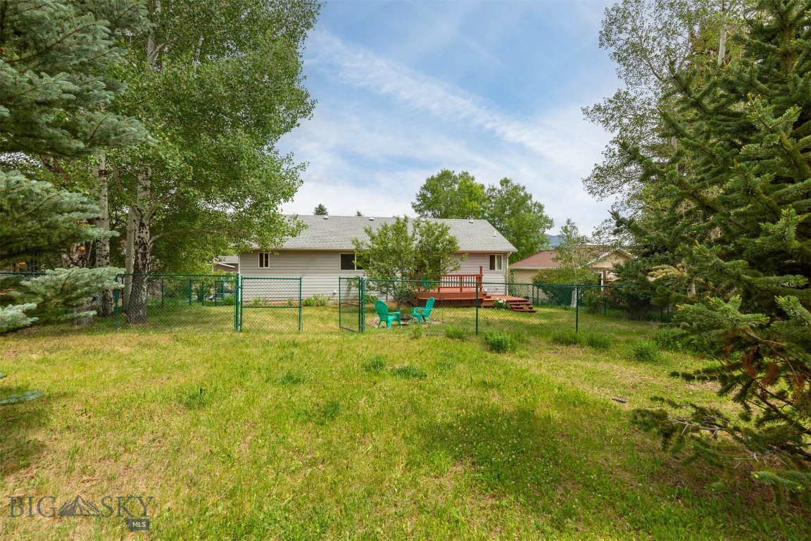 1206 S Pinecrest Drive Property Photo 38