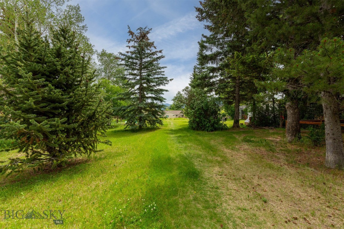 1206 S Pinecrest Drive Property Photo 40