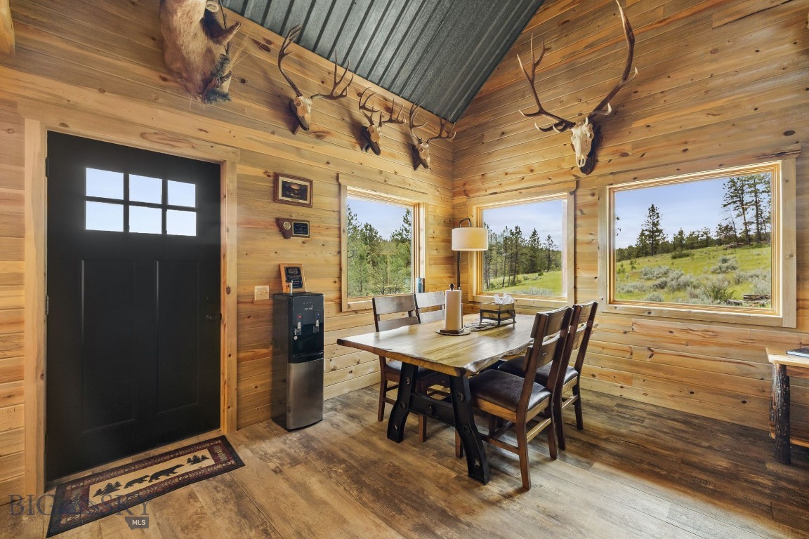 2920 79 Trail Property Photo 6