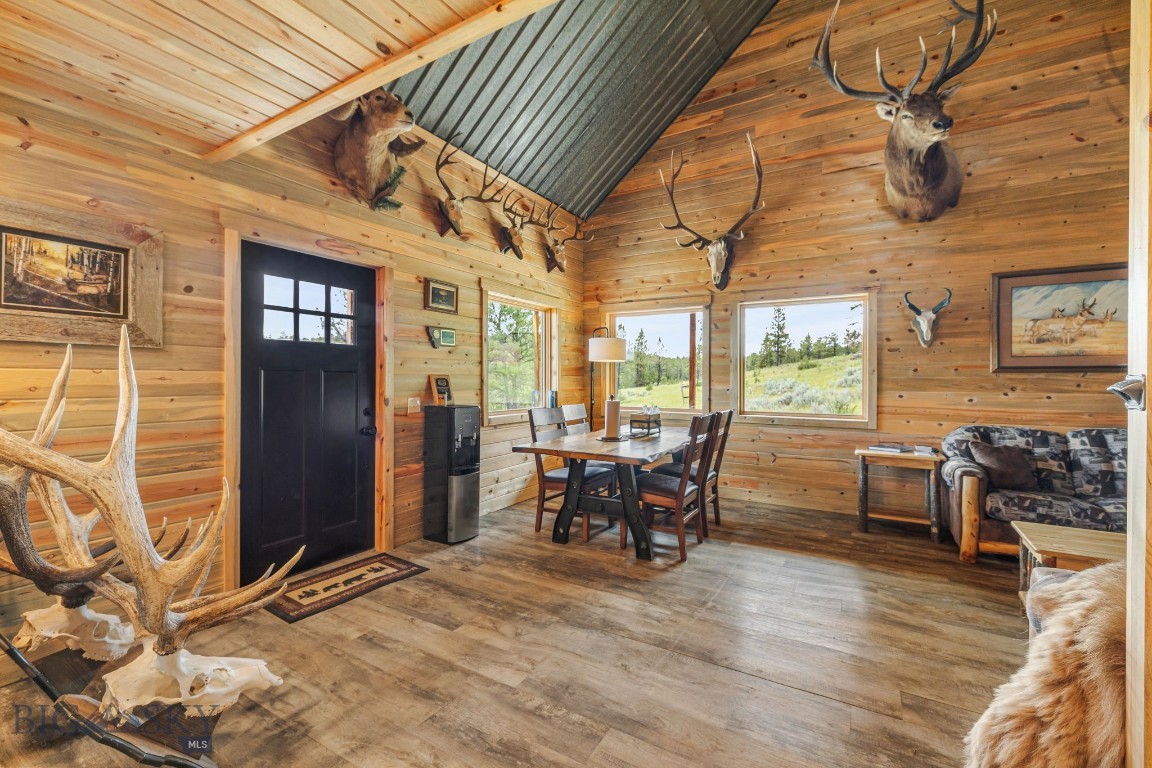 2920 79 Trail Property Photo 7