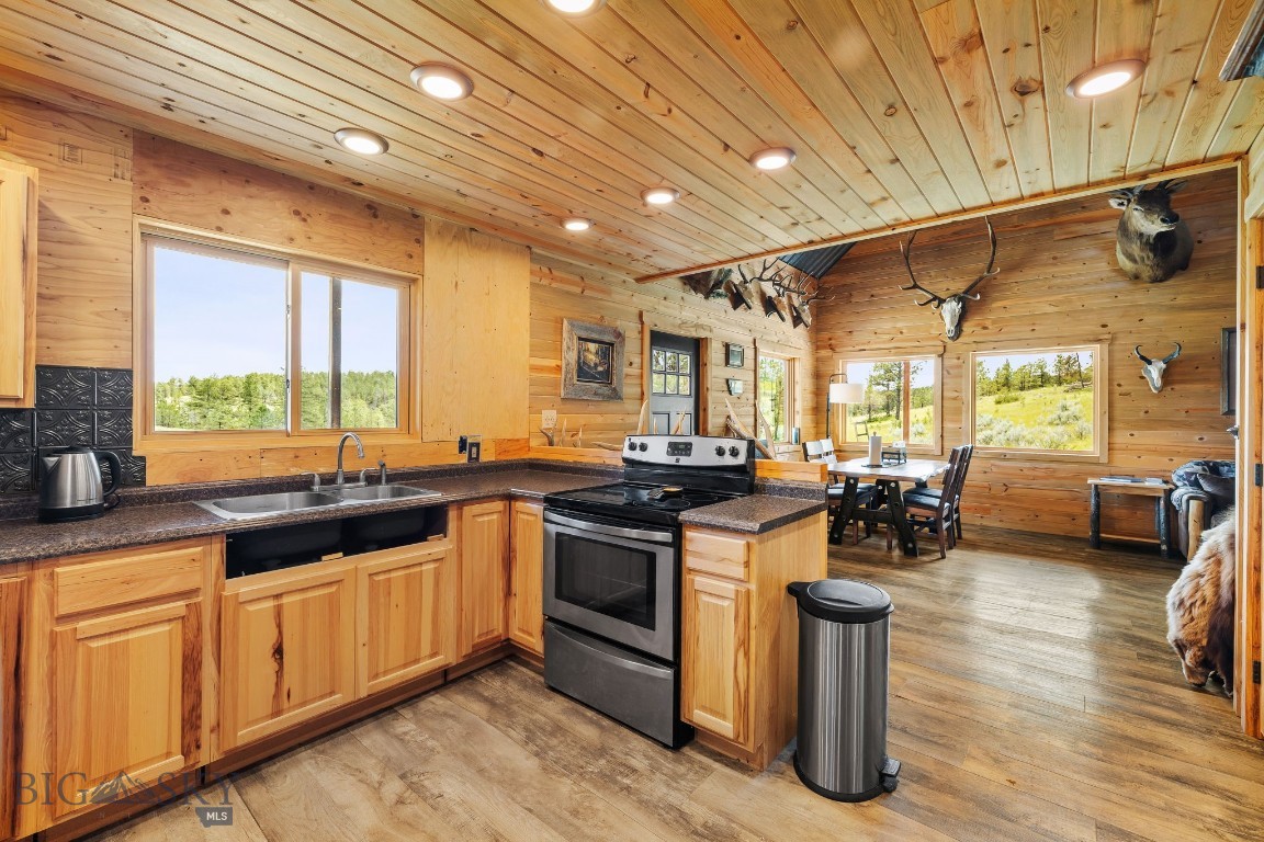 2920 79 Trail Property Photo 13
