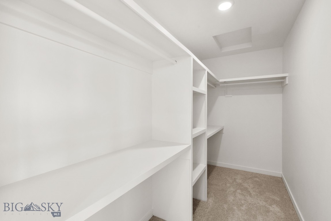 836 Accolade Loop Property Photo 13