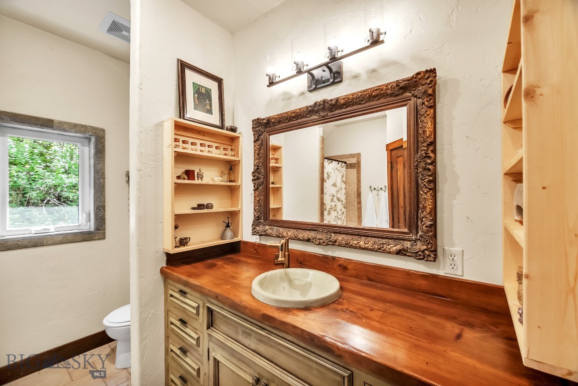 141 Old Timber Way Property Photo 35