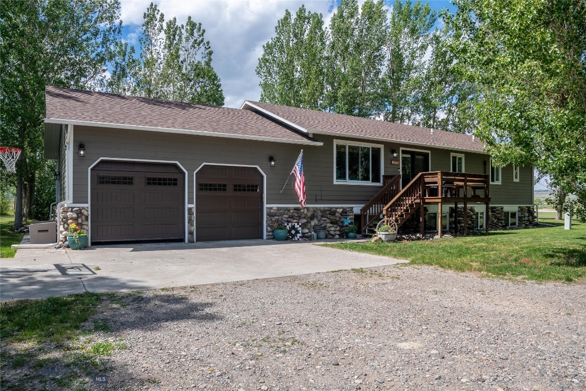 7 W Teal Property Photo 1