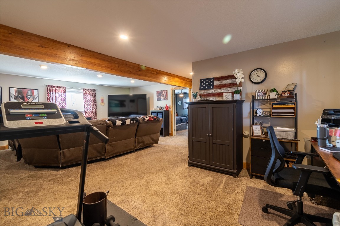 7 W Teal Property Photo 38