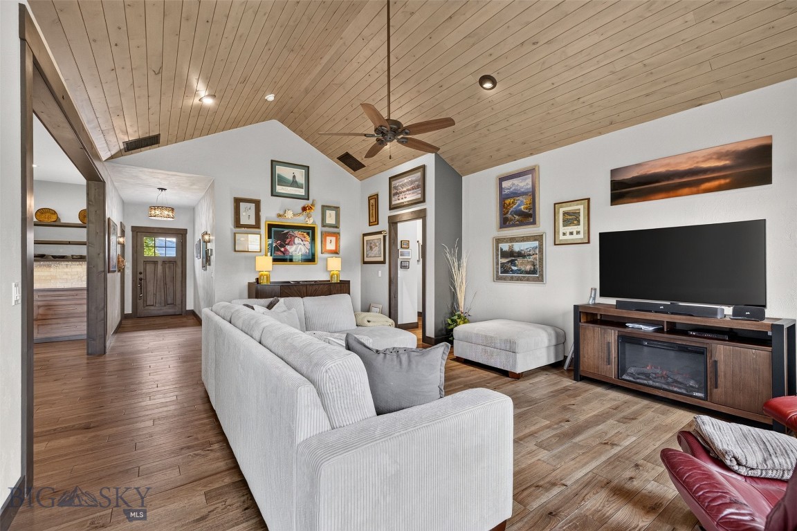 6 Sphinx Mountain Court Property Photo 10