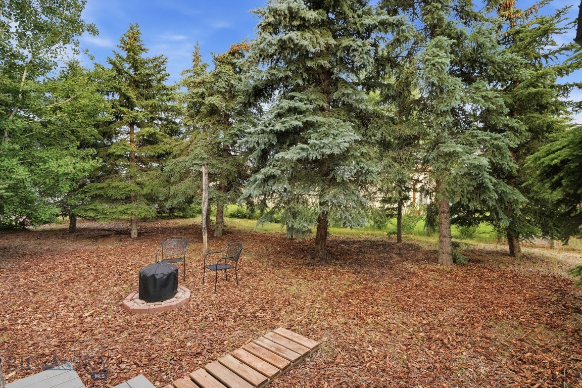 217 Lower Rainbow Road Property Photo 5