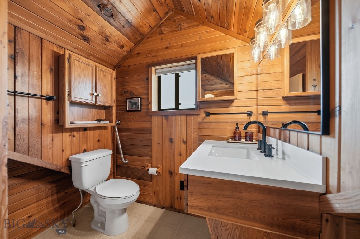 217 Lower Rainbow Road Property Photo 56