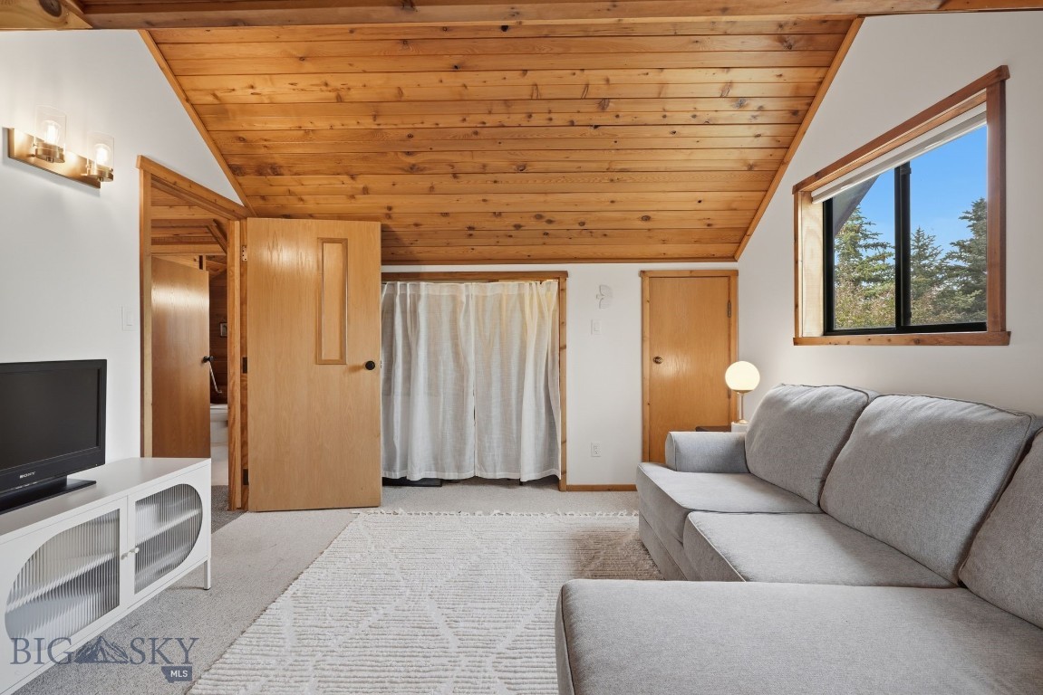 217 Lower Rainbow Road Property Photo 60
