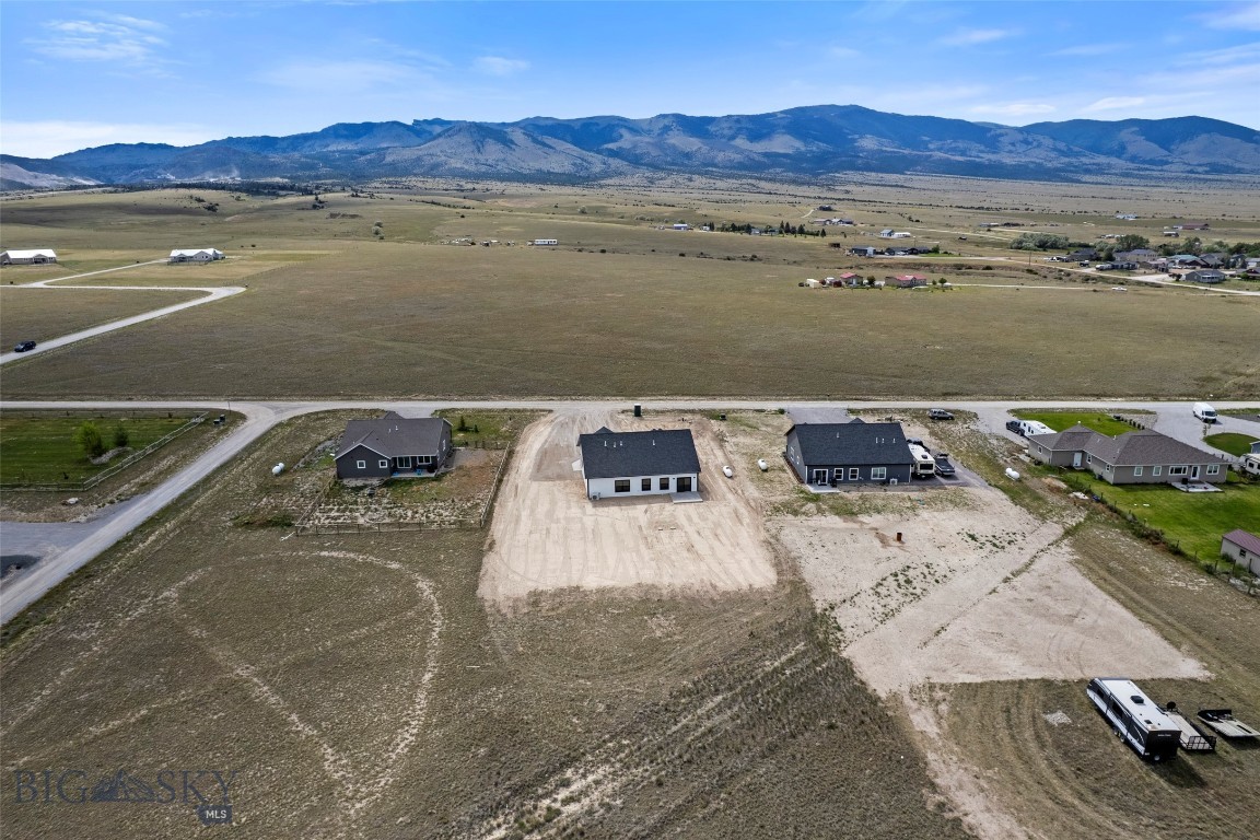 60 Nez Perce Trail Property Photo 9