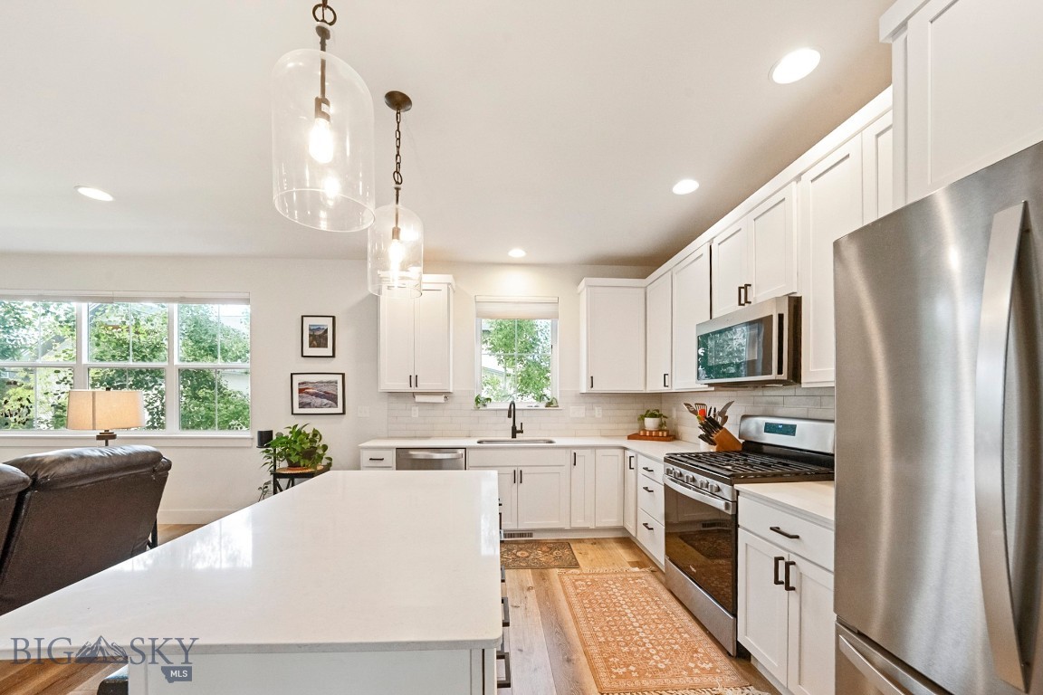 5429 Vaughn Drive Property Photo 10