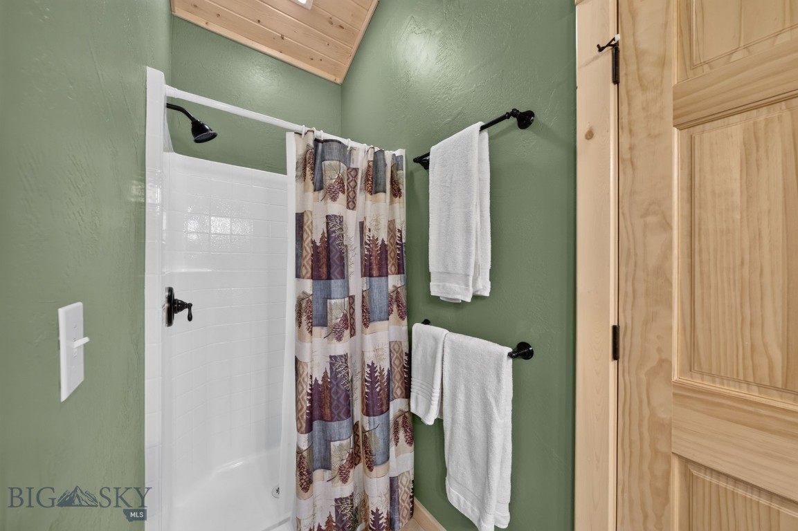 285 Catfish Lane Property Photo 35