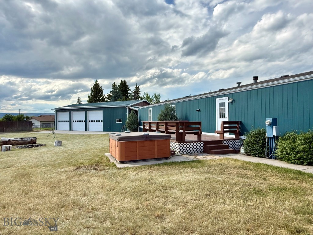 511 Table Mountain Road Property Photo 3