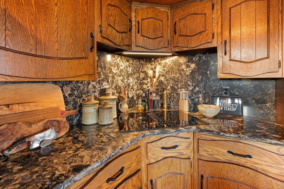 42 E L & M Ranch Property Photo 22