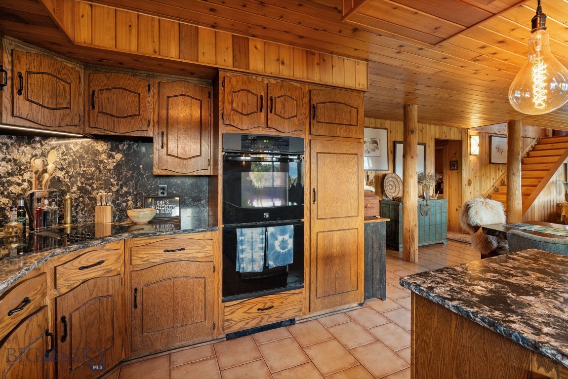 42 E L & M Ranch Property Photo 23