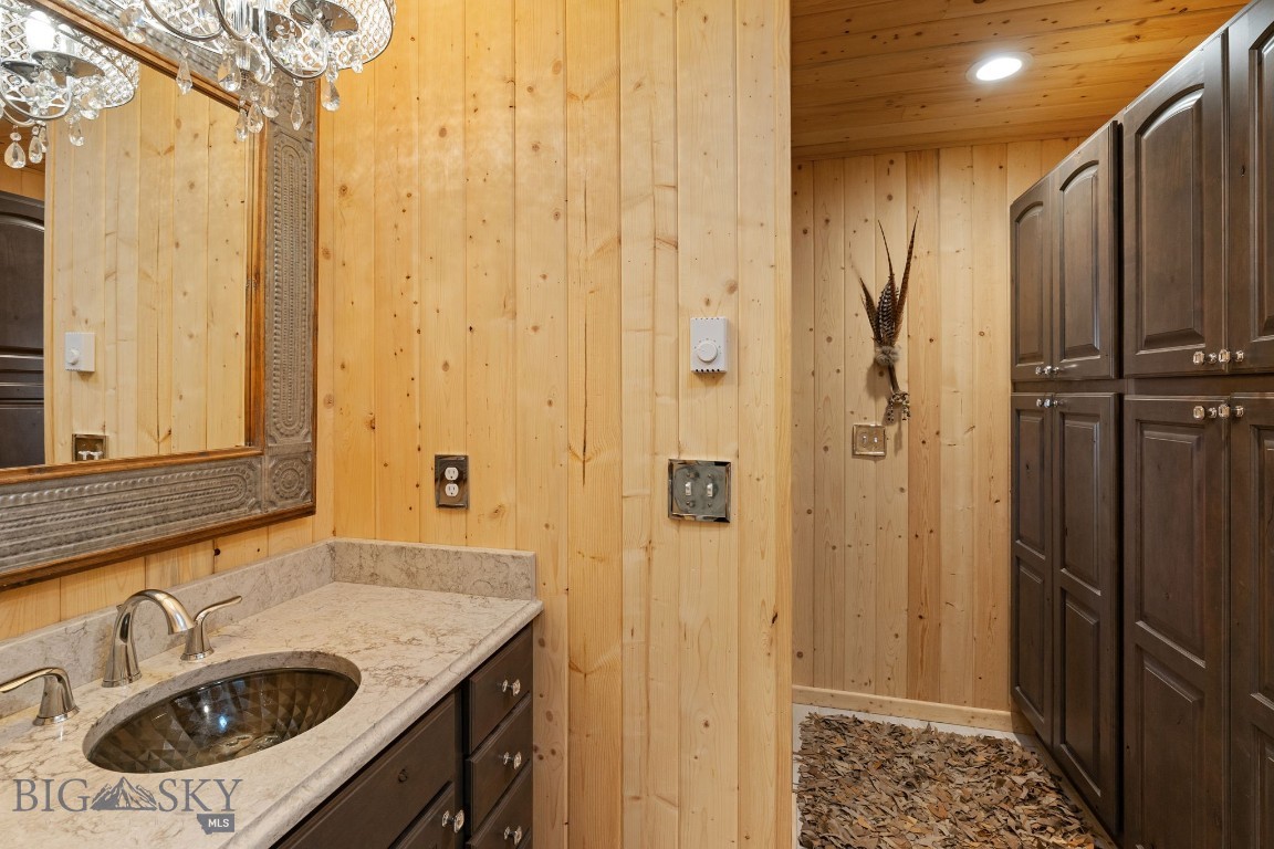 42 E L & M Ranch Property Photo 30
